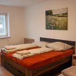 Se Spolecnym Bazenem Apartament *