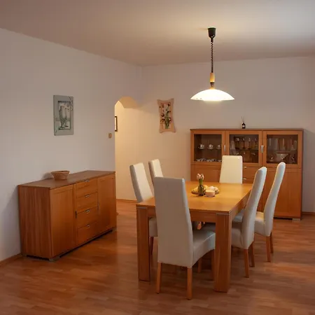 Se Společným Bazénem Apartamento *